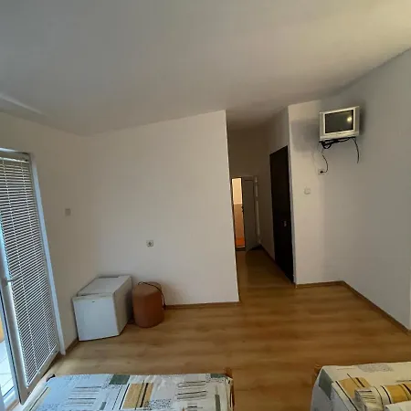 Orange House 3*